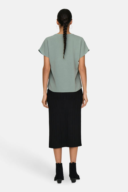 JDYLION S/S TOP WVN NOOS