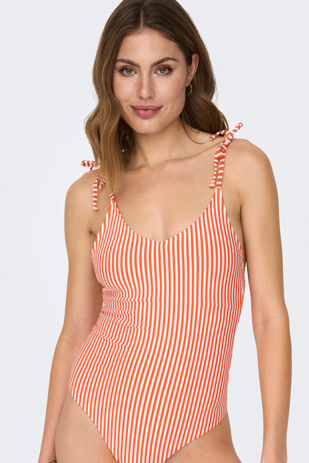 Maillot de bain rouge de ONLY, avec des rayures blanches et des bretelles à nœuds.