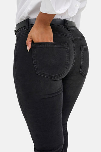 BLUSH FLARE - Black denim