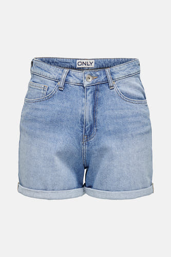 Short en denim bleu clair de ONLY, avec détail de ceinture et poches.