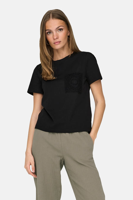 JDYSELMA S/S CROCHET POCKET TOP JRS