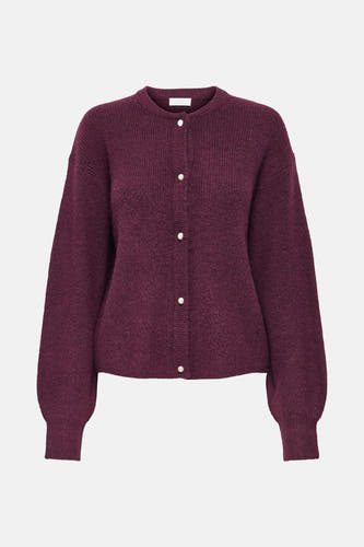 Cardigan marron de JDY avec des manches longues, des boutons en nacre et une texture douce et tricotée.