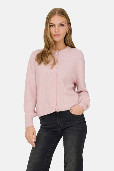Cardigan rose de JDY avec des manches longues et une fermeture à boutons avec des boutons en nacre.