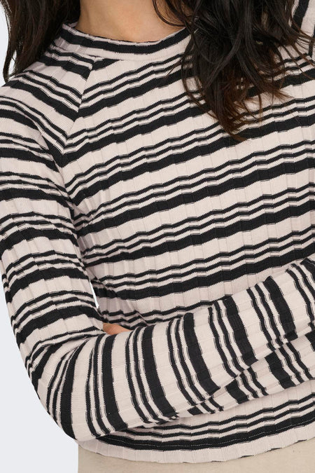 ONLTATUM L/S O-NECK TOP JRS