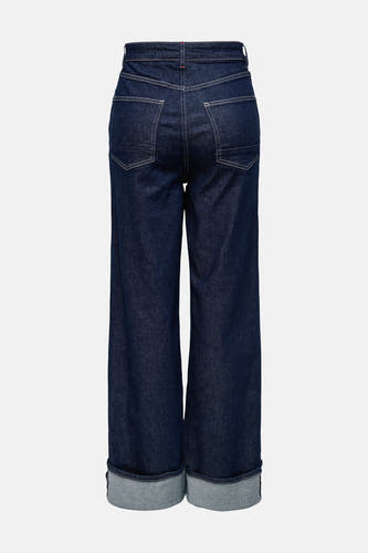 Jean délavé bleu marine d'ONLY, avec des poches de genoux relevées et des poches arrière.