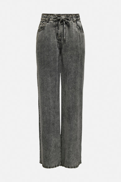 Jean gris de denim d'ONLY, avec cordon et jambes larges.