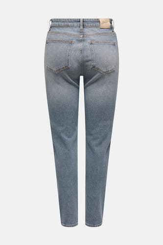 Jean mom bleu moyen de ONLY avec des poches arrière et une étiquette en cuir à la ceinture.