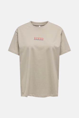 T-shirt beige à manches courtes de ONLY, avec imprimé texte rose sur la poitrine.