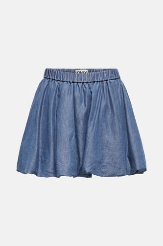 Short blue denim skirt from ONLY, with an elastic waistband and a wide-leg balloon shape.