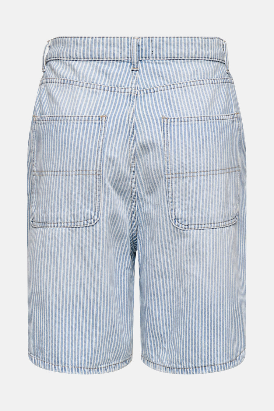 Short - light blue denim