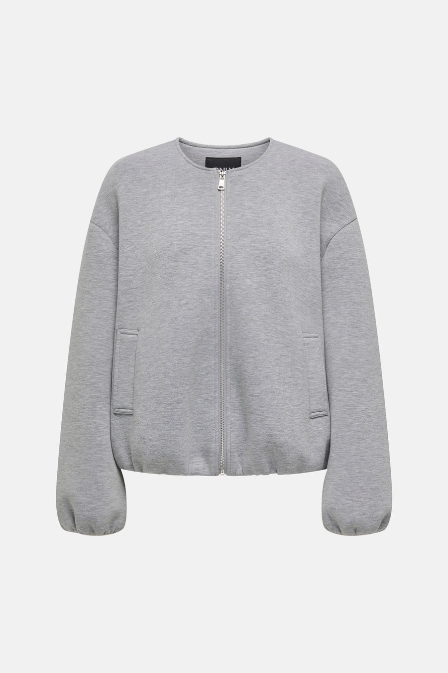 Veste grise de ONLY, avec fermeture éclair sur le devant et poches latérales.