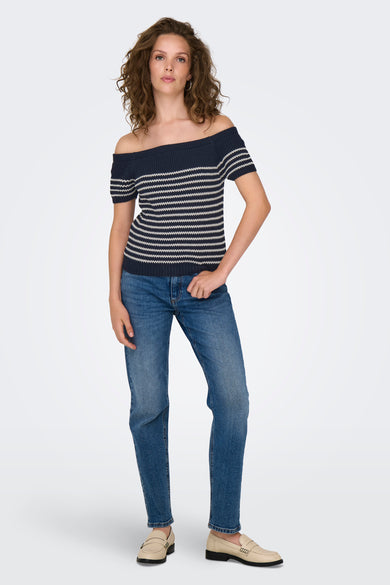 Pull tricoté bleu marine avec rayures blanches de JDY, modèle épaules dénudées, manches courtes, motif rayé, ajusté, vue de face
