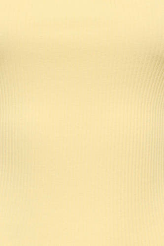 Haut jaune de ONLY® avec texture côtelée.
