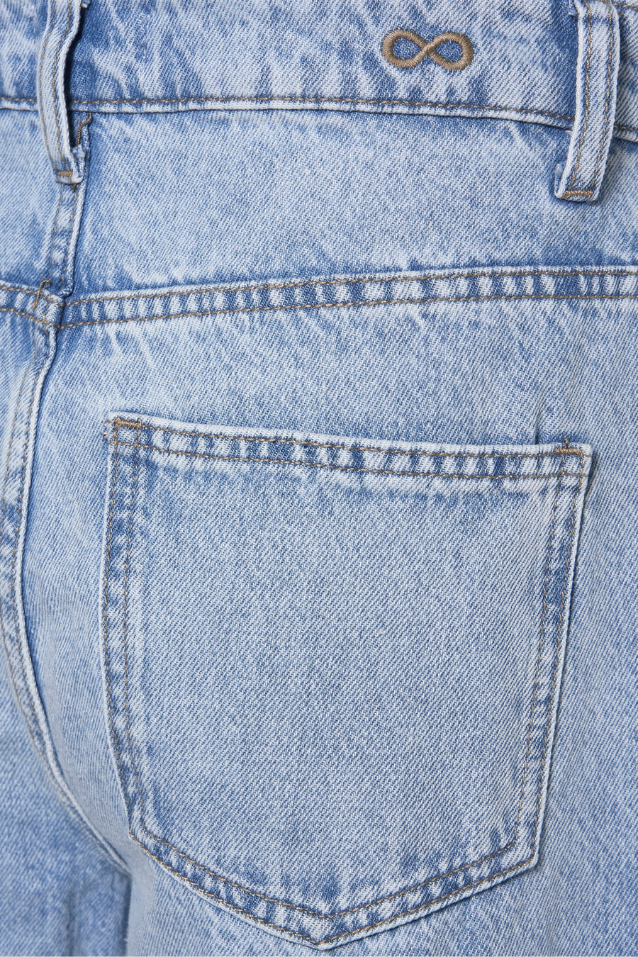 CARINA - light blue denim