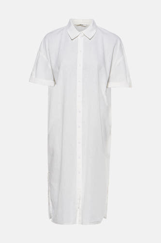 Robe blanche à manches courtes de JDY, avec colletage et manches courtes.