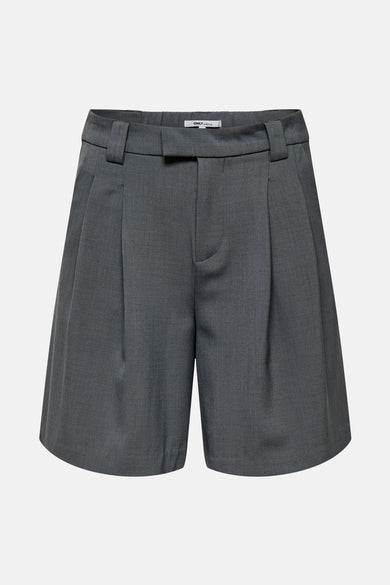 Short gris ONLY, avec une ceinture élastique et des passants, vu de derrière.