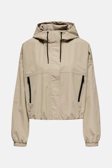 Manteau court beige ONLY, avec un capuchon vu de l'arrière.
