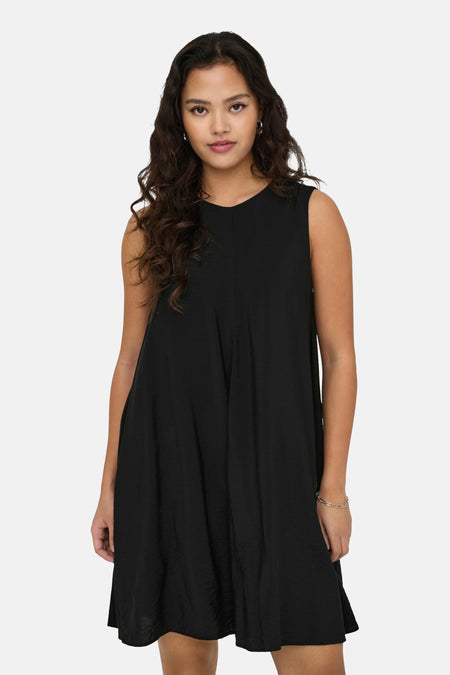 Robe sans manches noire de JDY, avec une coupe décontractée et une texture lisse.