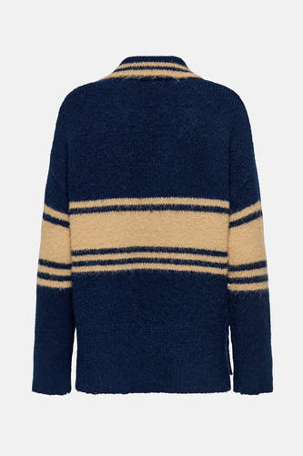 T-shirt bleu ONLY® avec des rayures beige et une texture côtelée, vu de l'arrière.