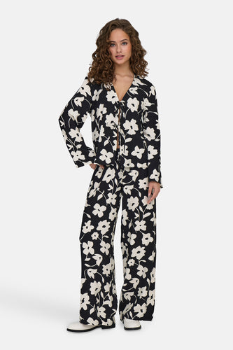 JDYSILAS L/S TIE TOP WVN EXP