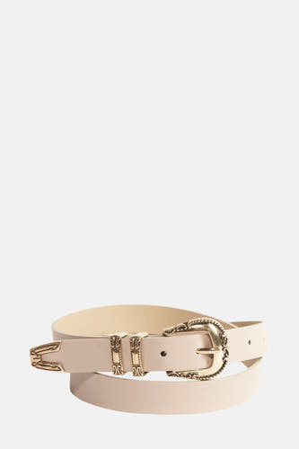 Ceinture beige de ONLY, avec une boucle décorative dorée et des ornements.