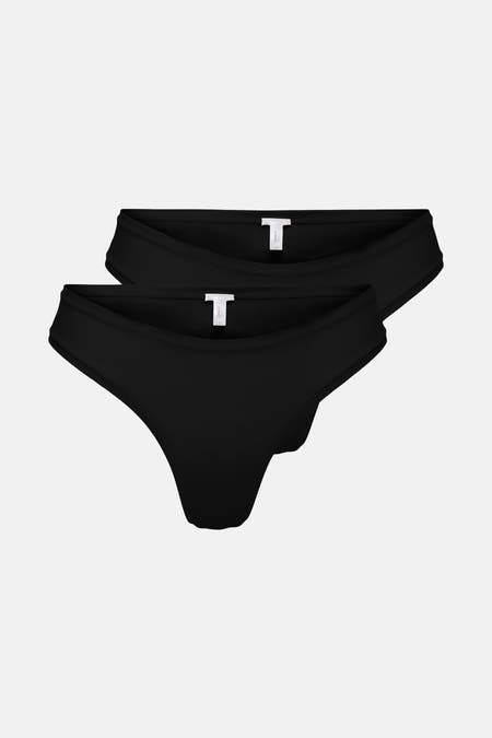 Culottes noires ONLY®, lot de deux, sur fond uni.