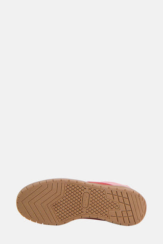 Sneakers roses ONLY avec une semelle brune et un motif miel.