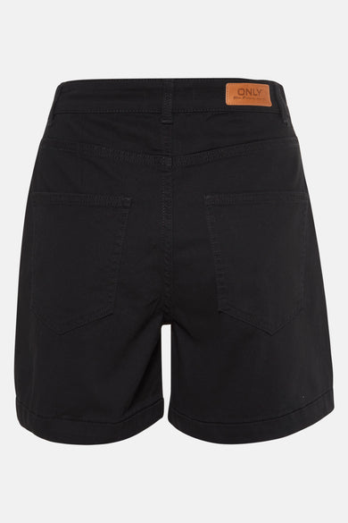 Short noir ONLY, avec des poches arrière et une étiquette en cuir marron.