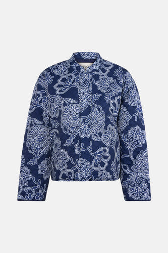Veste courte bleue de JDY avec motif floral et motif matelassé.