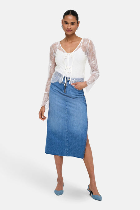 ONLJENA L/S LACE V-NECK TIE TOP OX WVN