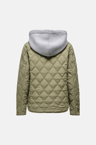 Groene jas van ONLY®, met een doorgestikt ruitpatroon en een grijze capuchon, gezien van achteren.