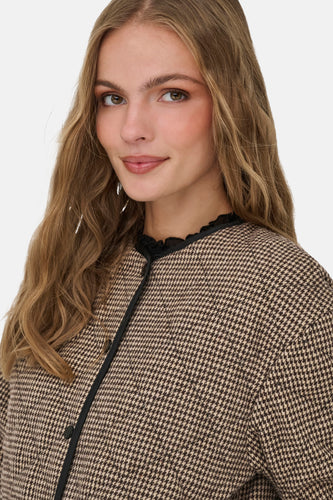 JDYEMERY L/S QUILTED SHACKET WVN