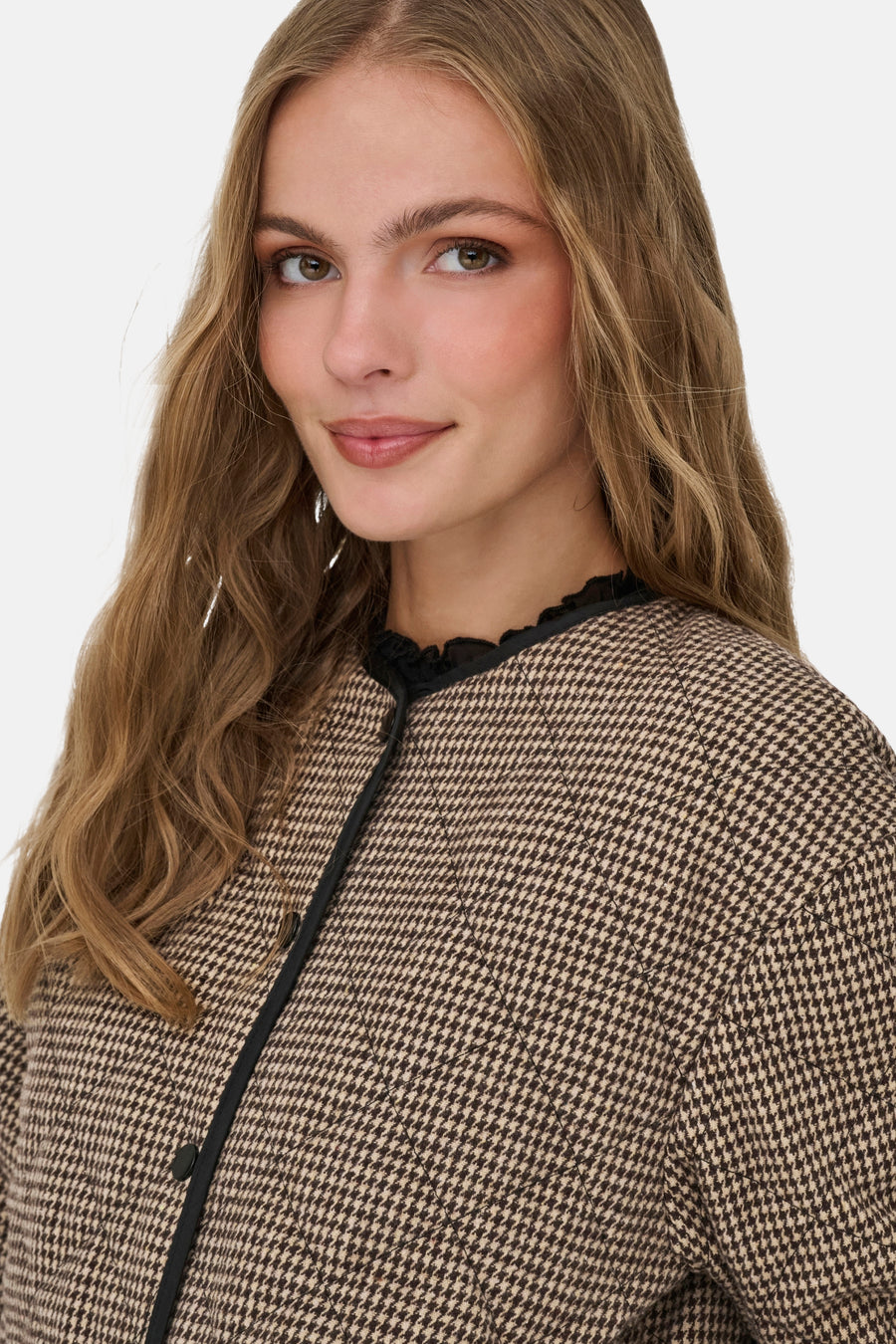 JDYEMERY L/S QUILTED SHACKET WVN