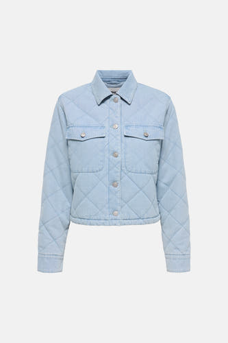 Veste en jean bleu clair ONLY avec motif matelassé à carreaux, poches poitrine et boutons argentés.