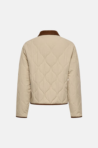 Manteau court beige de JDY, avec col côtelé marron et détails matelassés au dos.