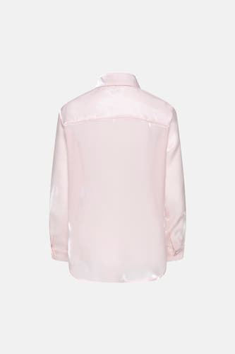 Chemise rose à manches longues de ONLY, vue de dos.