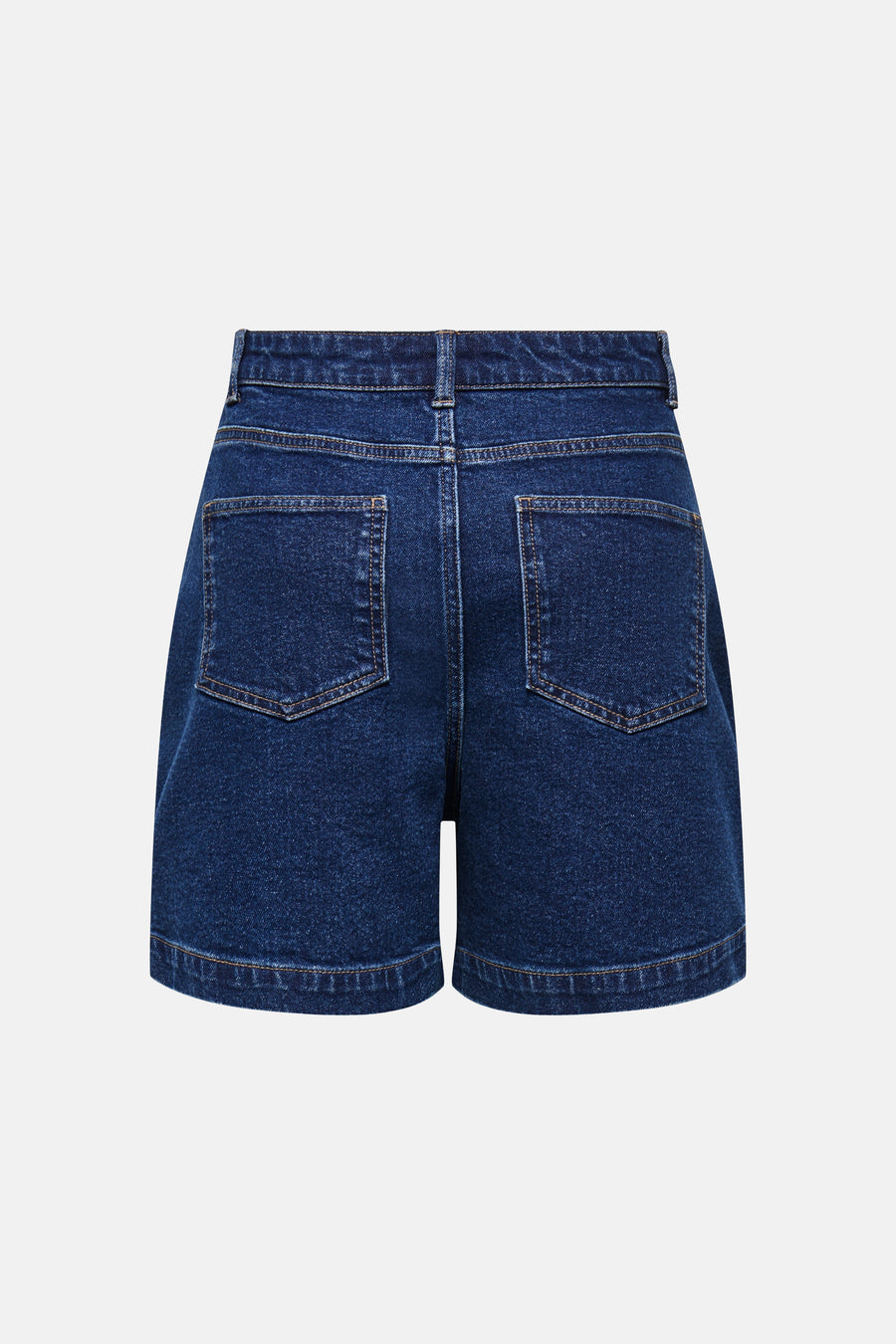 Short en jean bleu marine de JDY, avec poches arrière et une coupe ajustée.