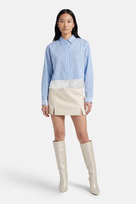 Blauw gestreept overhemd met lange mouwen van ONLY, met een borstzak en kanten rand.