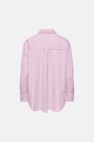 Chemise rose à manches longues de ONLY, avec un motif rayé rose et bordeaux.