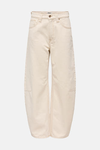 Jeans coupe spéciale en denim blanc cassé d'ONLY, avec surpiqûres contrastées et jambes larges.