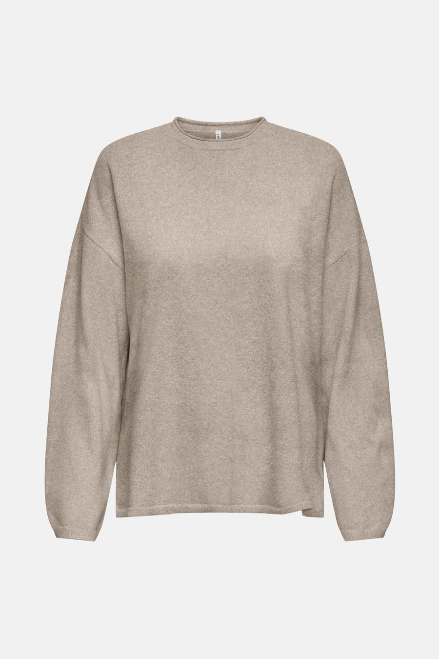 Beige gebreide trui met lange mouwen.
