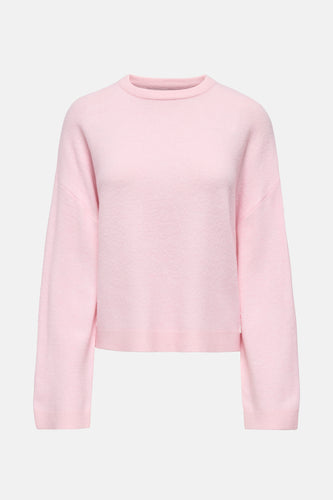 Roze trui met lange mouwen.