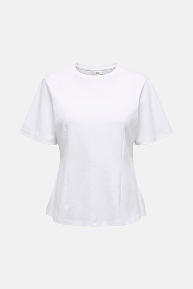 T-shirt blanc à manches courtes de JDY, avec une coupe ajustée et des coutures discrètes.