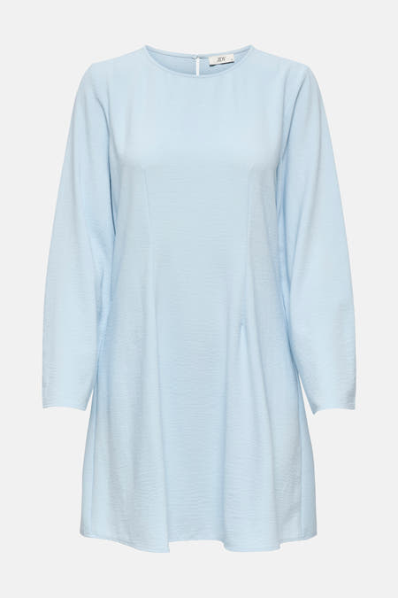 Robe bleue à manches longues de JDY, avec une texture subtile et un détail de bouton à l'arrière.