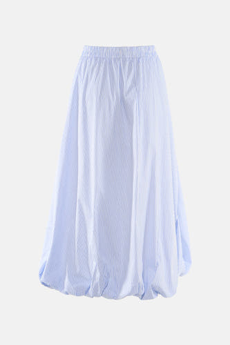Blauw-witte gestreepte lange rok van ONLY®, met elastische taille en waaierende zoom, front view