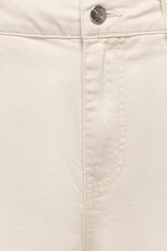 Short - beige