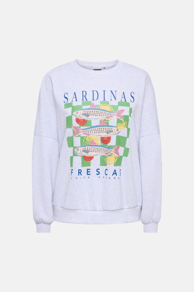 Pull gris de ONLY® avec un imprimé coloré 'SARDINE' dans le dos.