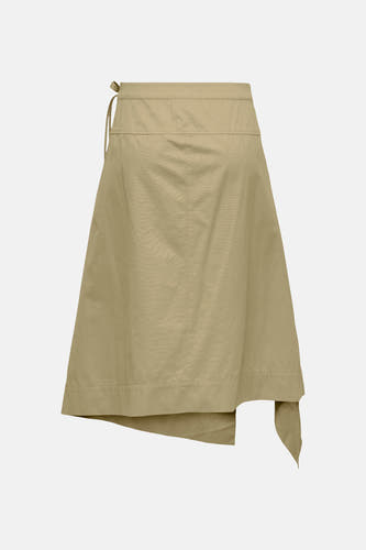 Groene 3/4 rok van JDY met asymmetrische zoom en zijdelingse strik, lichte stof, front view