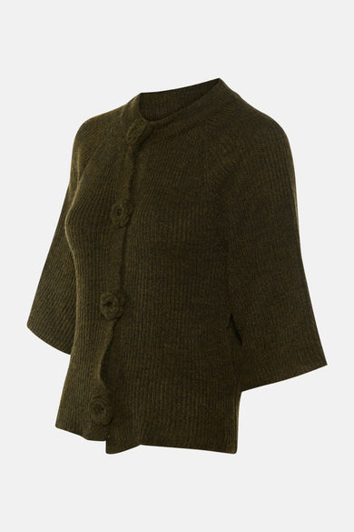 Cardigan vert de JDY avec des manches courtes et des boutons décoratifs en forme de fleur.