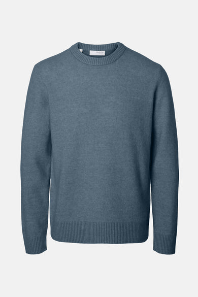 T-shirt bleu avec col rond de SELECTED HOMME, doté d'une fine structure en bretelles.